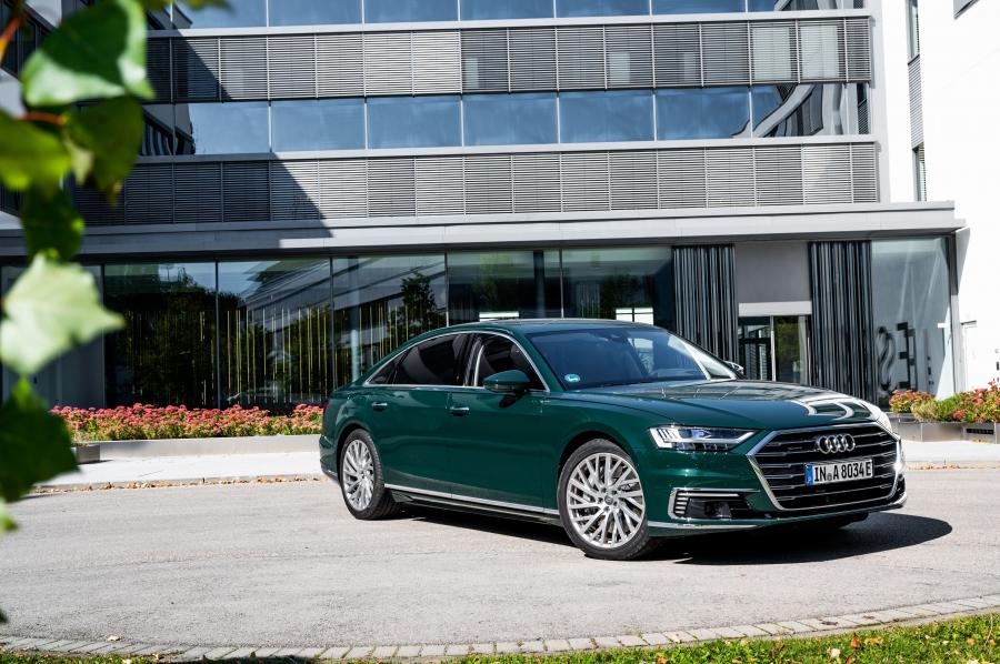  Audi A8 L 60 TFSI e Quattro 2019 года  (WW) (фото 16 из 61)
